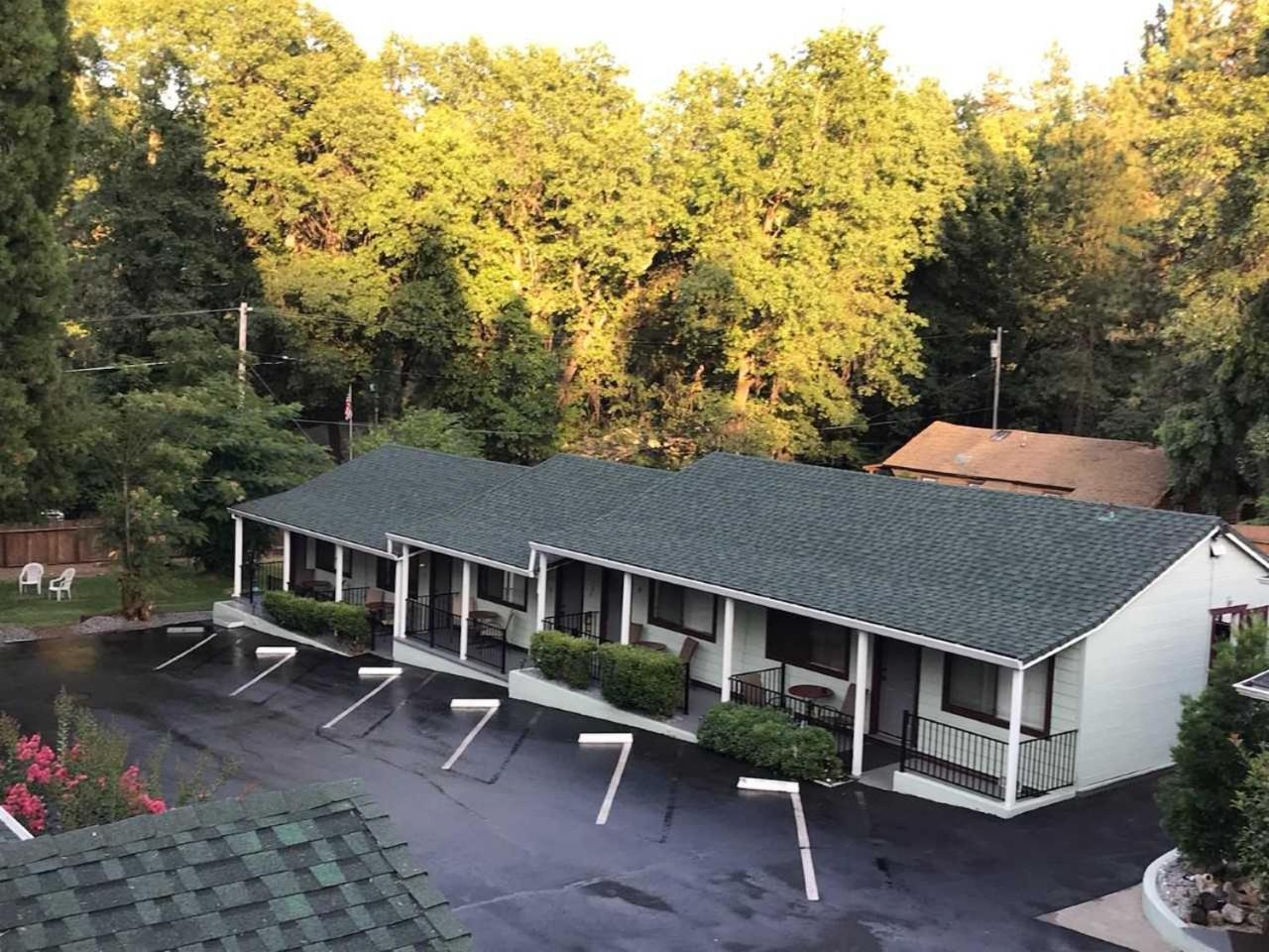 Lake Shasta Lodge Lakehead ภายนอก รูปภาพ