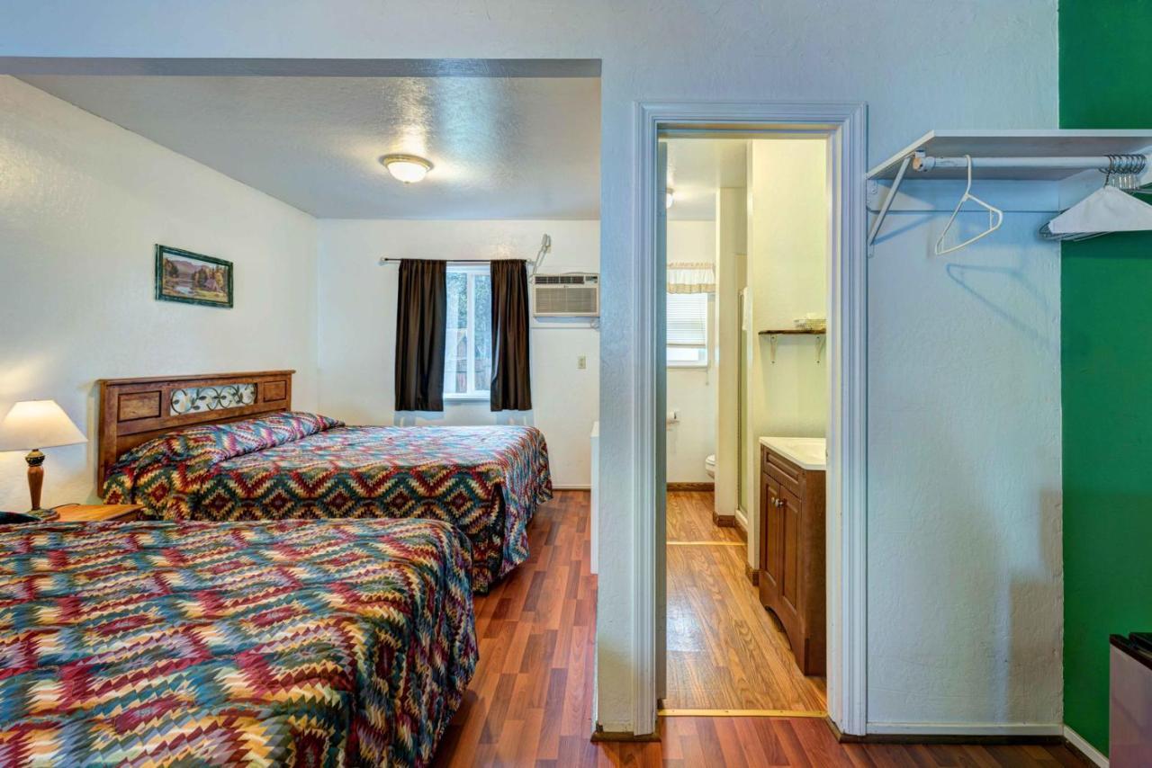 Lake Shasta Lodge Lakehead ภายนอก รูปภาพ